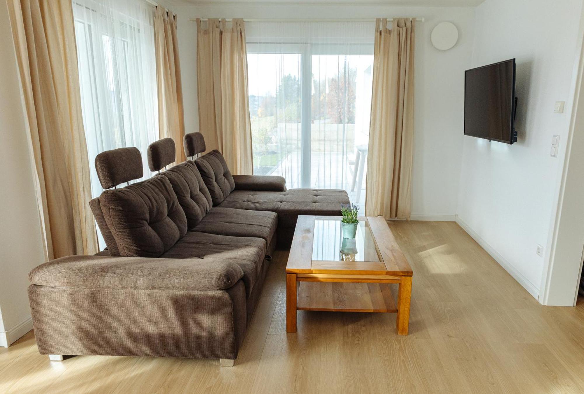 Atemberaubender Ausblick Mit Premium-Wanderwegen Vor Der Haustuer Apartment Албщат Екстериор снимка